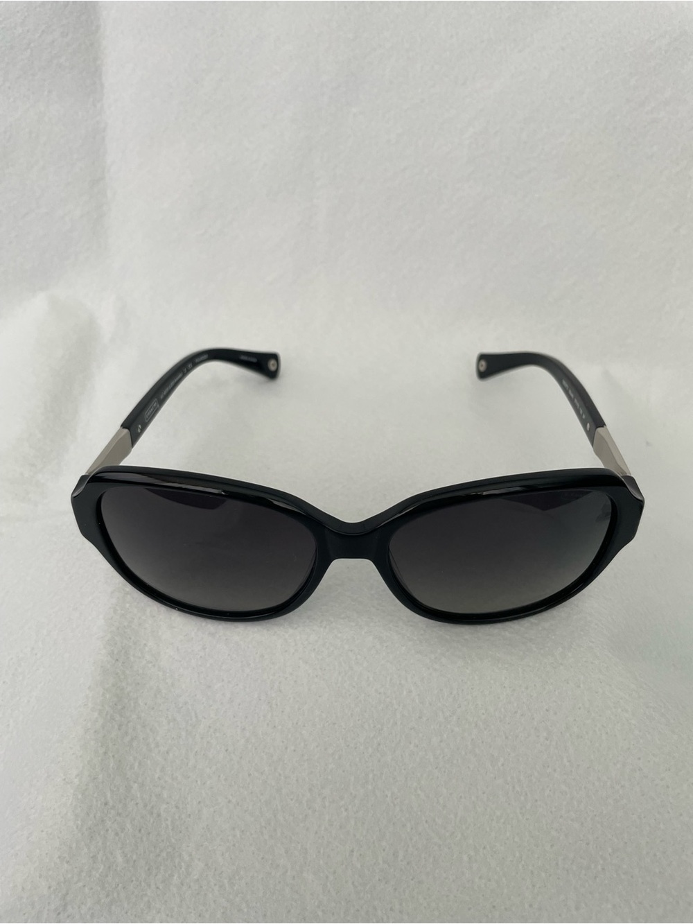 Coach Black Stylish Oversized Women's Sunglasses with Original Monogram Case - Picture 5 of 13